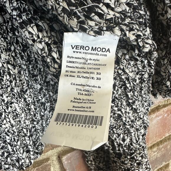 Vero Moda Women's Black/White Knit‎ Crop Cardigan Size XL - Picture 8 of 10
